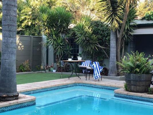 Swimming pool at Seven Palms - Tranquility on Dover