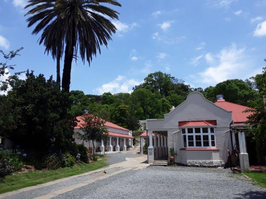 Boer & Brit Self Catering Guesthouse - 135945