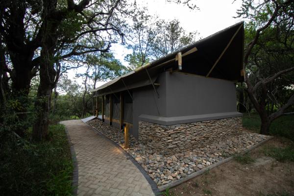 Little Africa Safari Lodge - 136316
