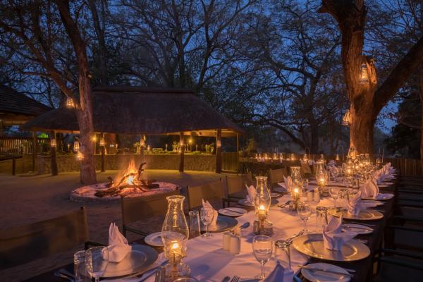 Chisomo Safari Camp - outdoor dining