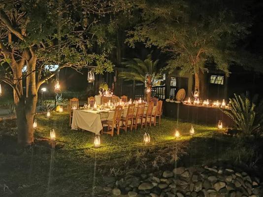 Chisomo Safari Camp - outdoor dining