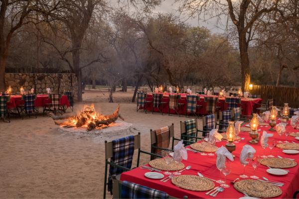 Shiduli Private Game Lodge - outdoor dining