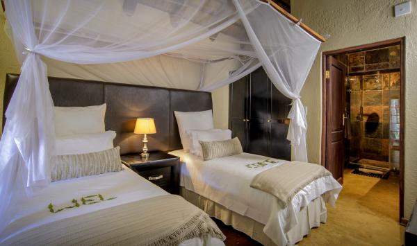 Shiduli Private Game Lodge - rooms