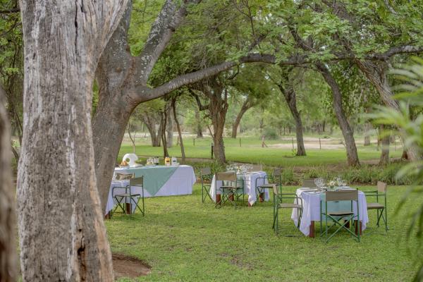 Shiduli Private Game Lodge 