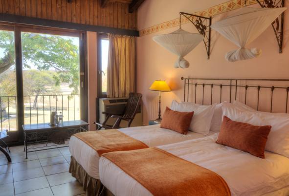 Hwange Safari Lodge - 141016