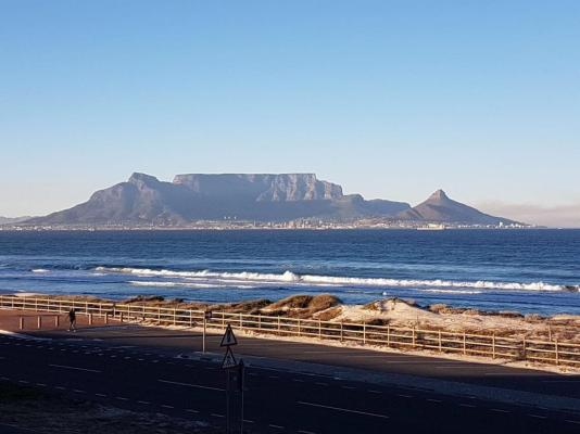 Blouberg Luxury Beachfront apartment - 144592