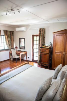 Winelands Villa Guesthouse and Cottages - 145283