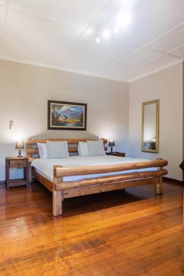 Winelands Villa Guesthouse and Cottages - 145286