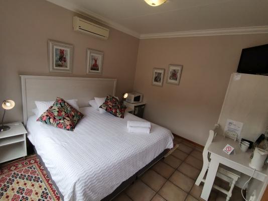 Rene's Guesthouse - Double Room