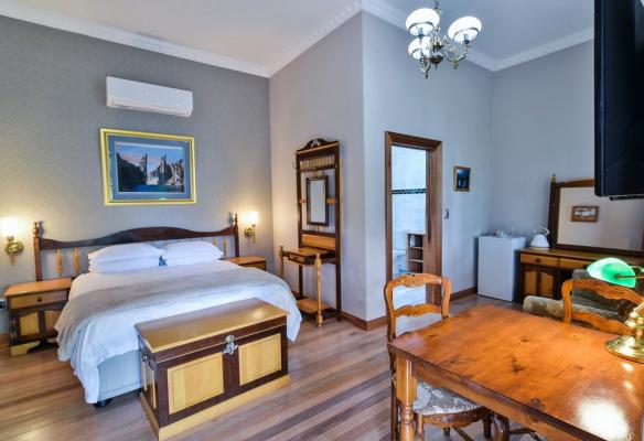 Hobbit Boutique Hotel - 147302