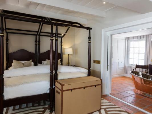 Room image 1