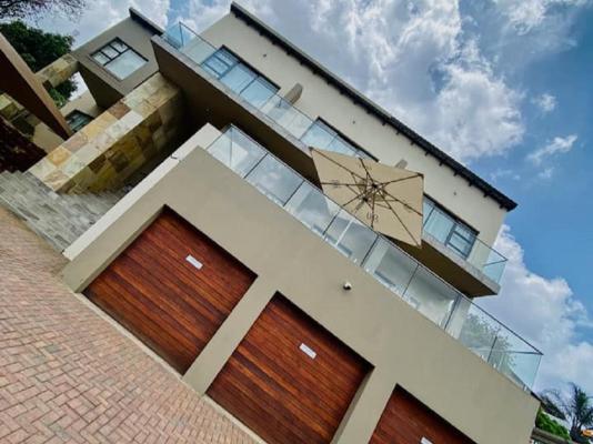 RNB Boutique Guesthouse - Roodepoort