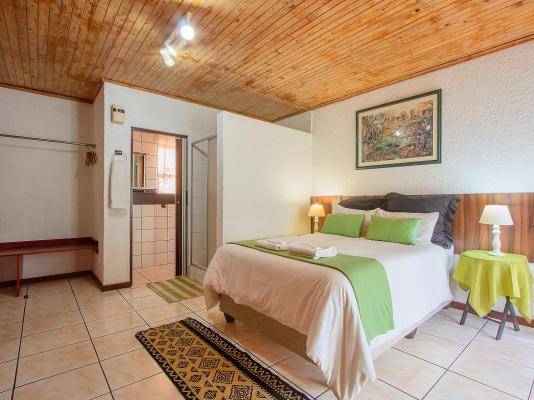 Airport Game Lodge - 149157