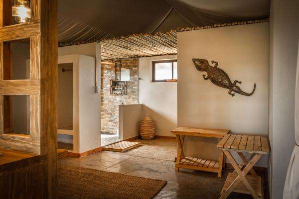 Imagine Africa Tented Camp - Ensuite Bathroom