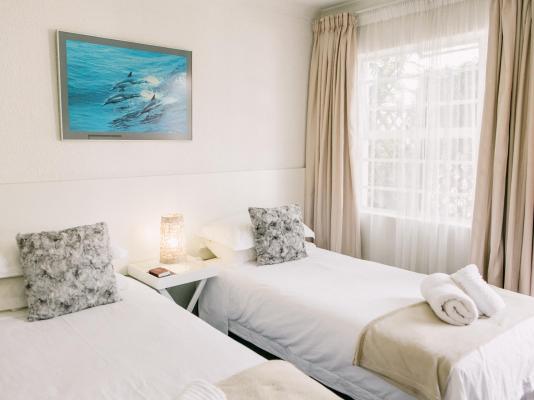 Room image 5