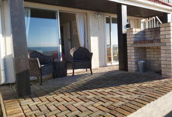 Patio with Built-in Braai