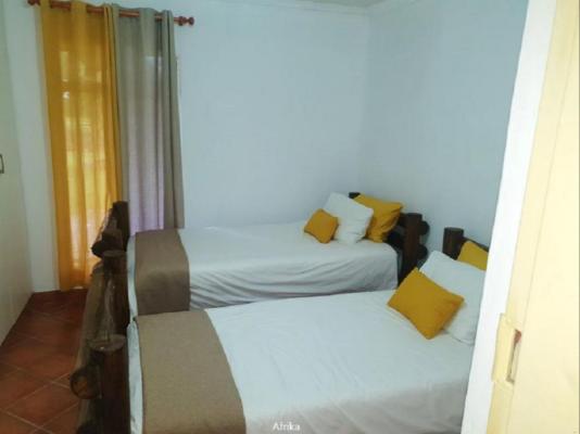 Room image 4