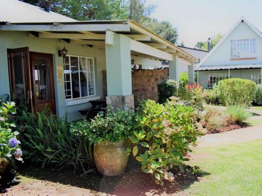 Dullstroom Artist Cottages - 154916