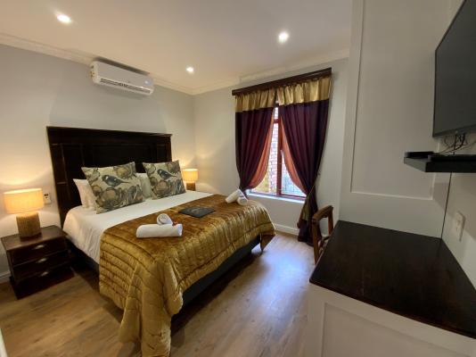Room image 1