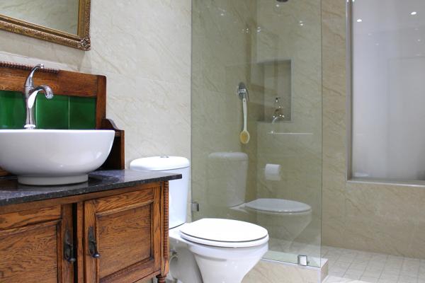 Room image 6