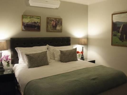 Room image 50