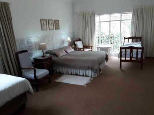 Room image 1