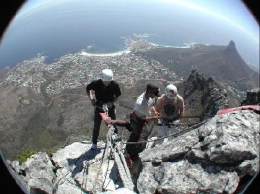 Abseiling (Adventures)