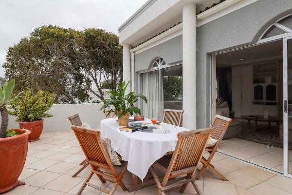 Hermanus Beachfront Lodge - 162535