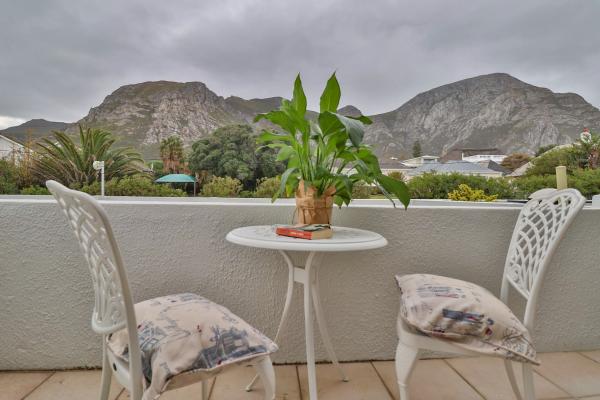 Hermanus Beachfront Lodge - 162537