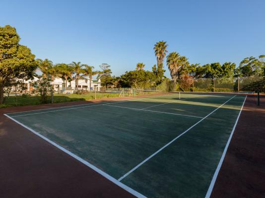 Castleton tennis court