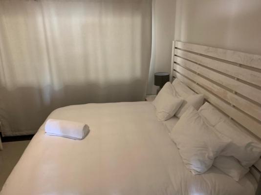 Room image 1