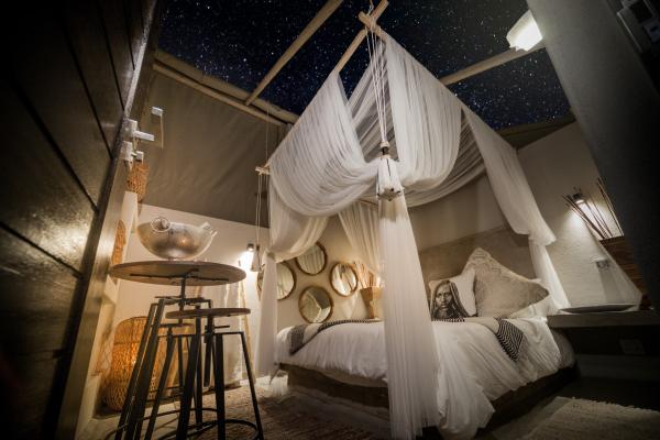 Room image 4