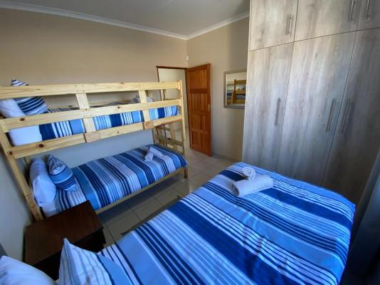 Sea Side Self Catering - 166666