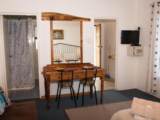 Room image 2