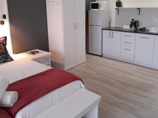 Room image 3