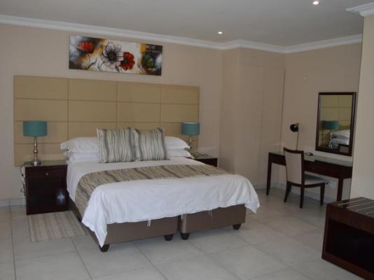 Airport Gardens Boutique Hotel - 171237