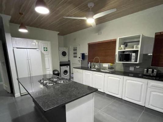 Southport Coral - 172330