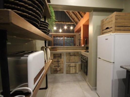 Monkey Thorn Cottage - 172403