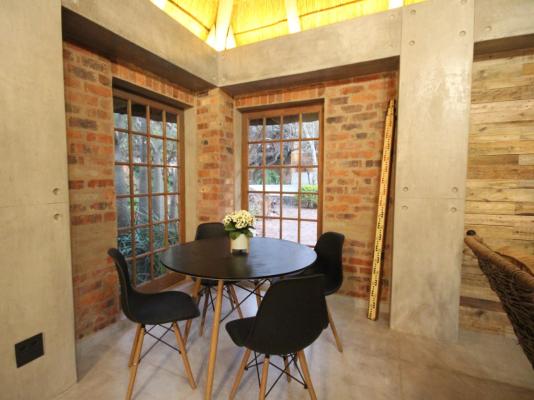 Monkey Thorn Cottage - 172407