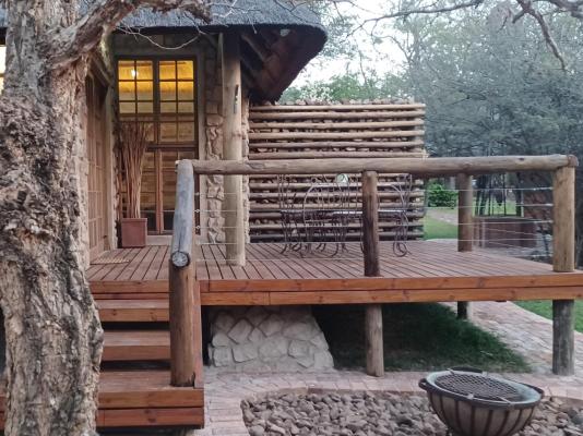 Monkey Thorn Cottage - 172409