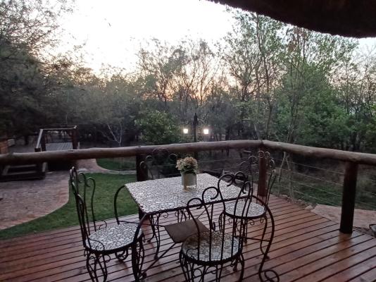 Monkey Thorn Cottage - 172410