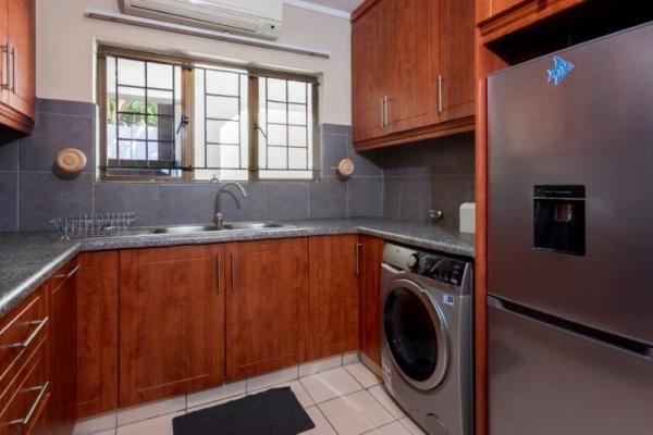 33 La Pirogue - 173611