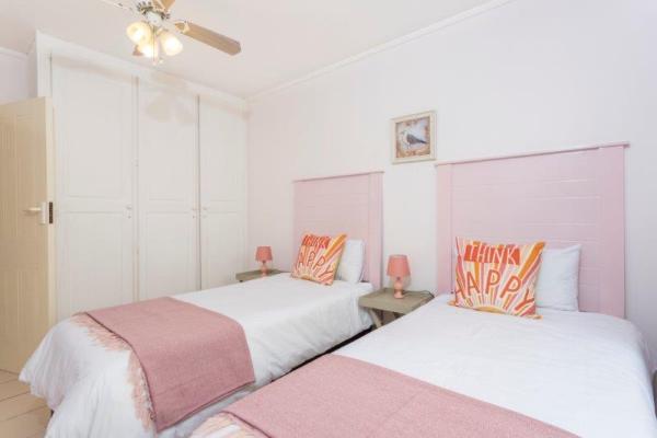 33 La Pirogue - 173614