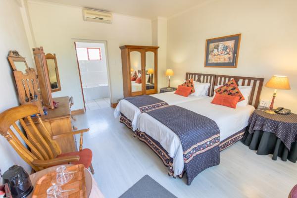 Room image 7