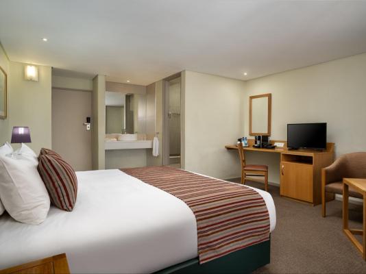 Room image 1