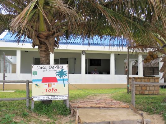 Tofo Beach Accommodation - 177384