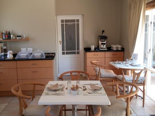 Liza's Cottage Guesthouse - 179312