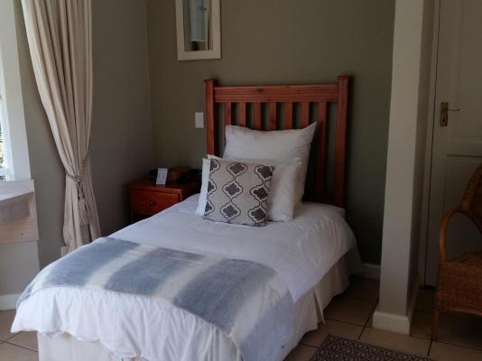 Liza's Cottage Guesthouse - 179317