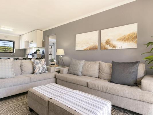 Laguna Beach B8 - 180056