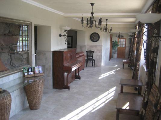 Humansdorp Boutique Hotel